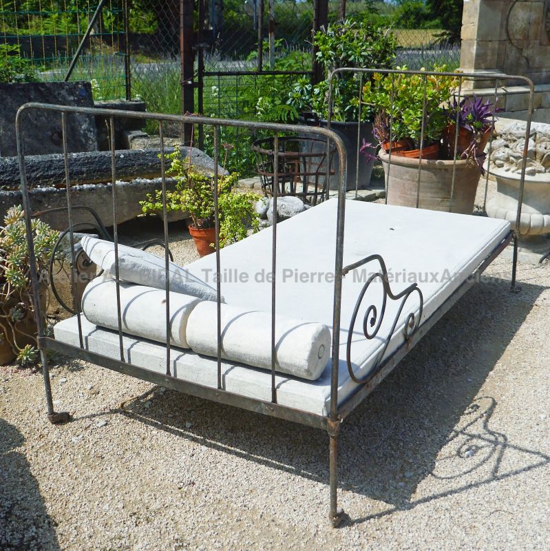 Bench in wrought iron and natural stone, furniture suitable for your living room or your garden by Atelier Alain BIDAL