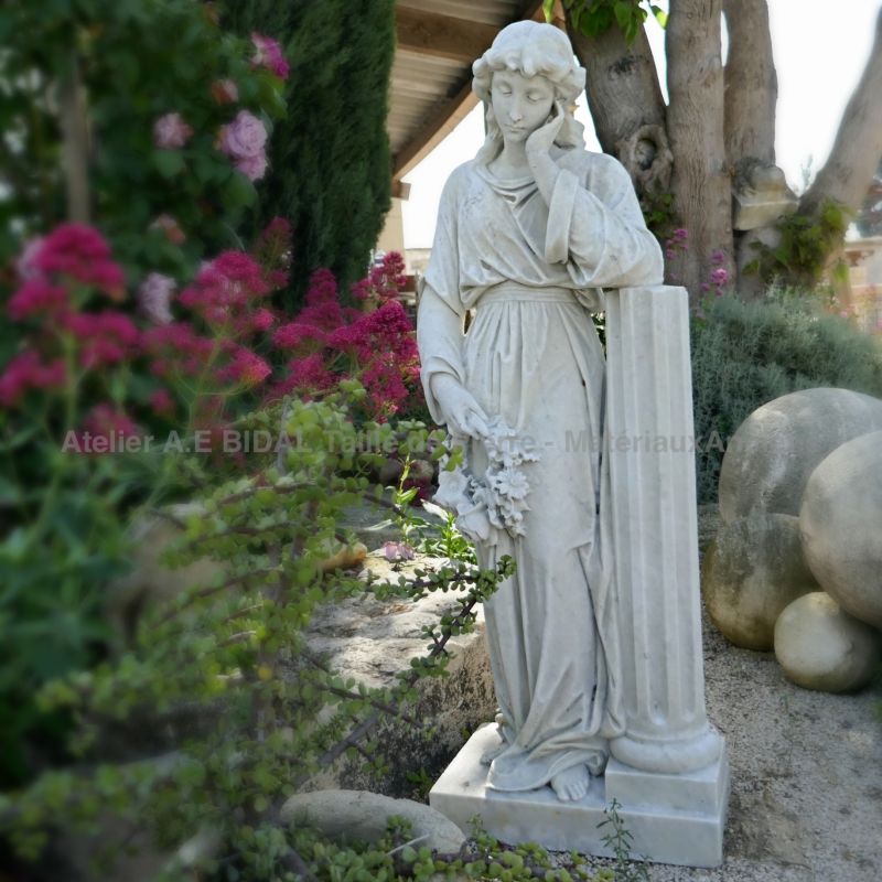 Statue en marbre blanc | Belle sculpture ancienne en marbre datant du 19 ème