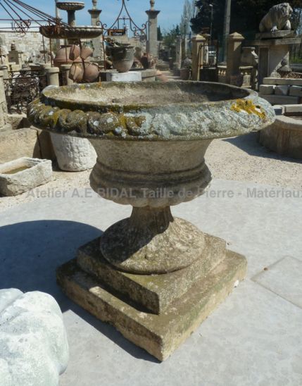 Vase Ancien Médicis en ciment ** VENDU