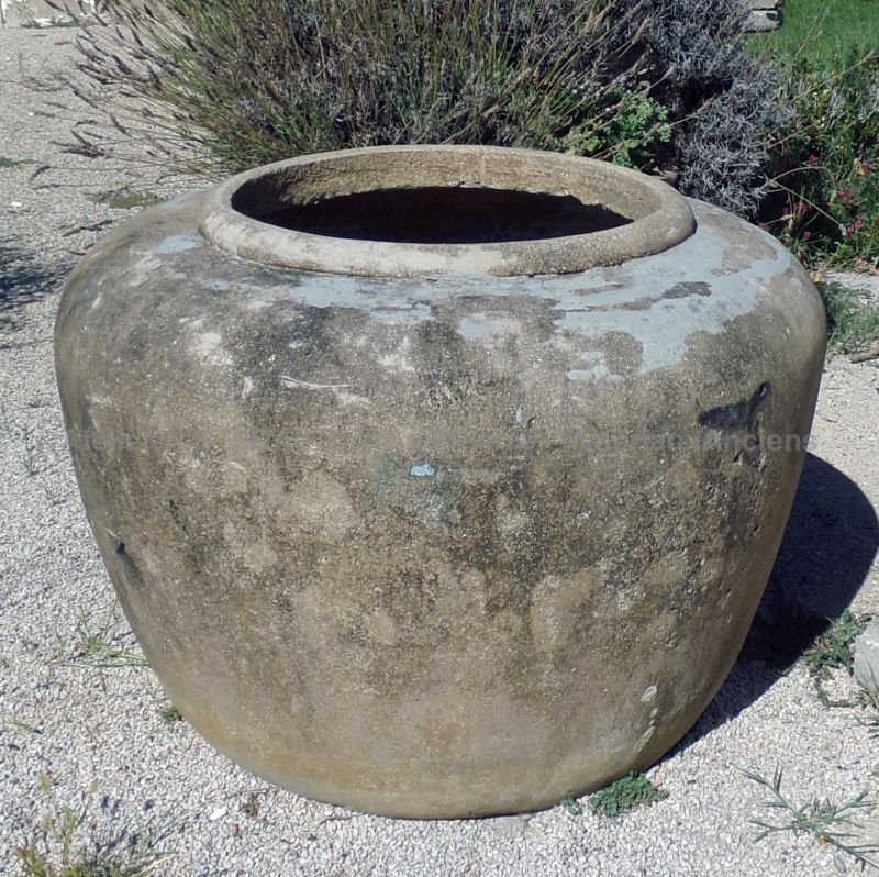Ancienne jardinière en béton à la patine vieillie - Atelier Alain BIDAL (Provence)