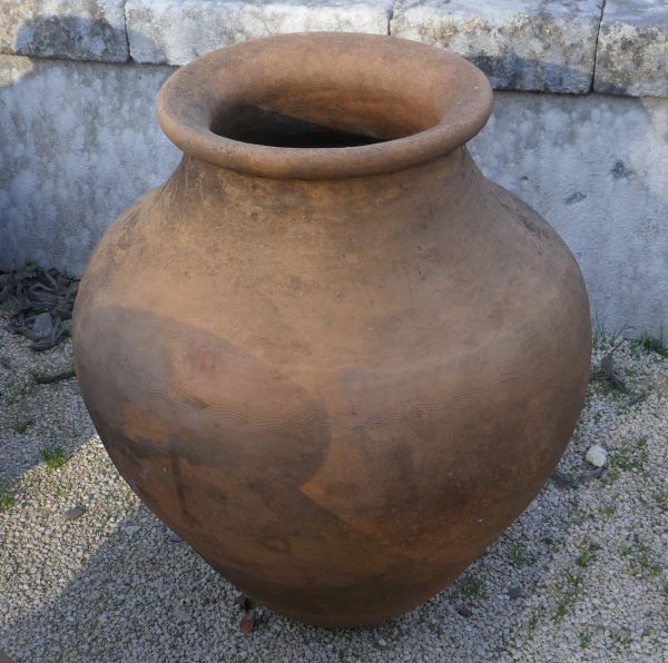 Elément ancien de décoration : authentique jarre en terre cuite du 19°