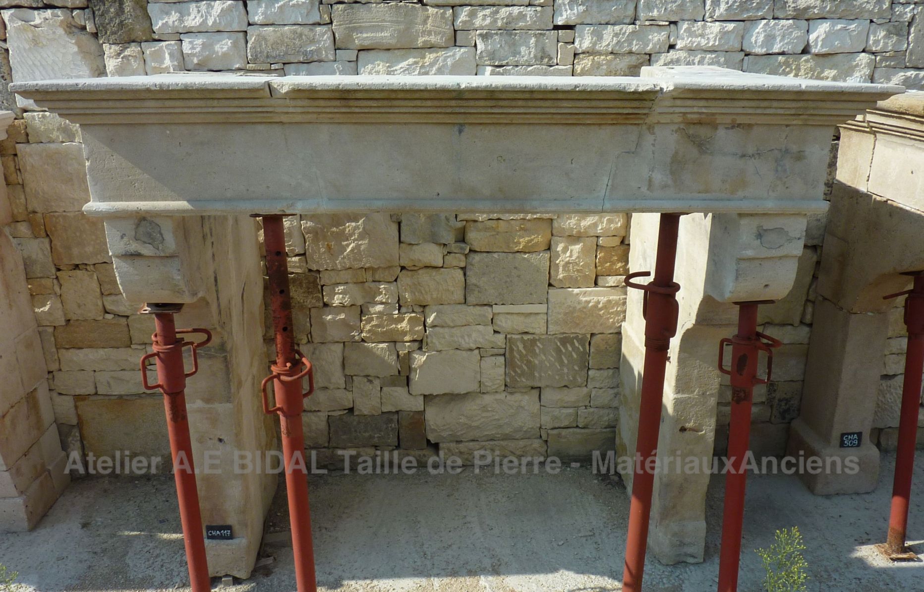 Louis XIII style with key lintel