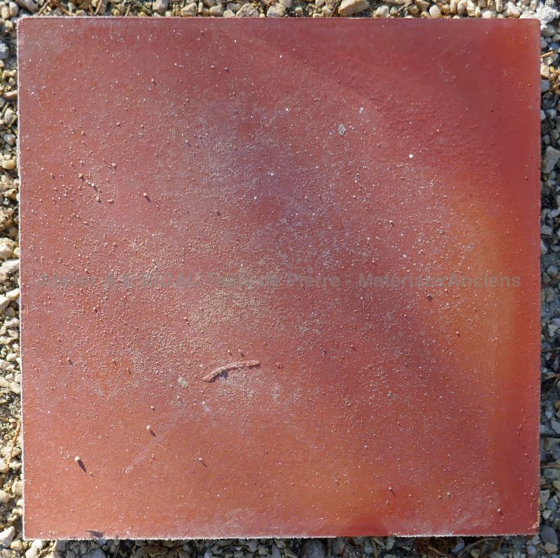 Anciens carreaux de ciment pour sols par l'Atelier Alain BIDAL