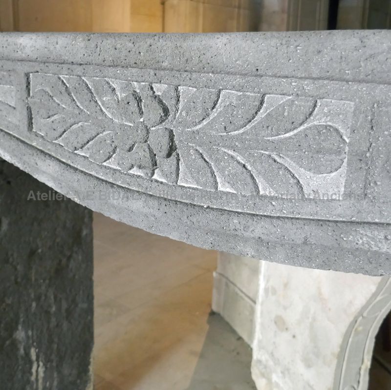 Beautiful 19th century mantel in gray Volvic stone for sale at Atelier Alain BIDAL, Provence