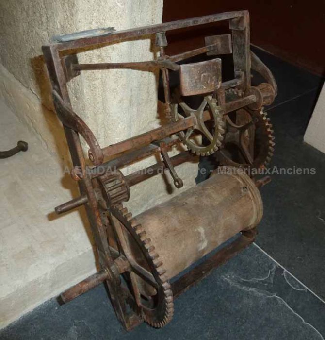 Tournebroche mécanique ** VENDU