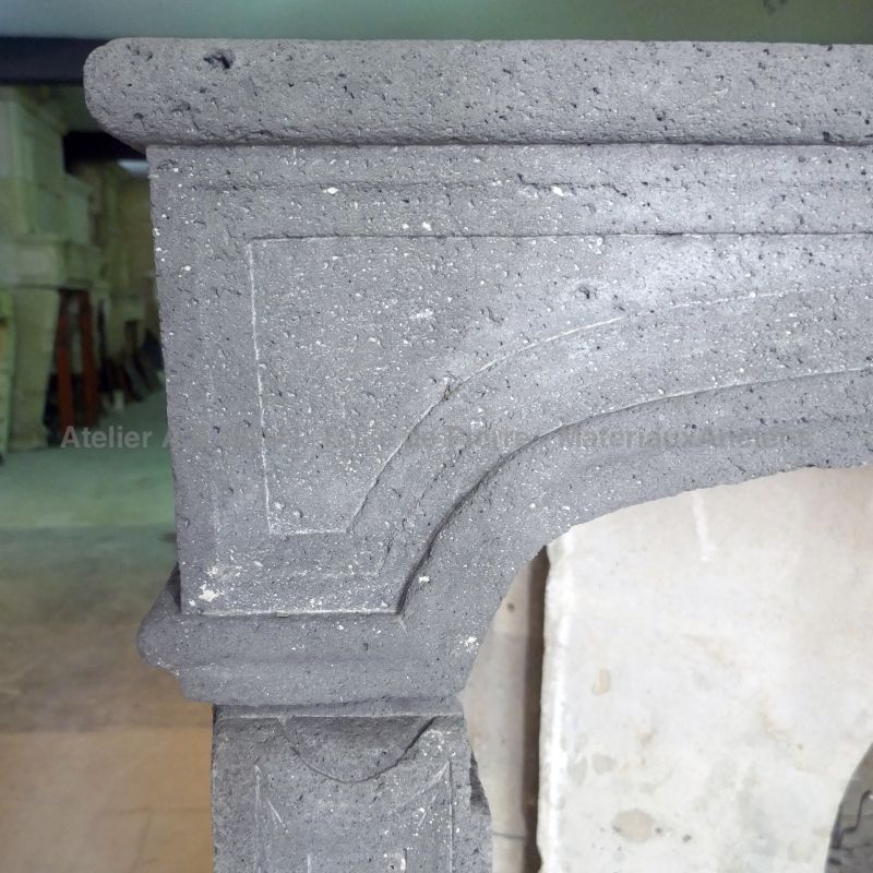 19th century stone fireplace, a large volcanic stone mantel - Atelier Alain BIDAL, Provence