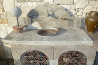 Cuisine d'été en pierres et matériaux anciens ** VENDUE