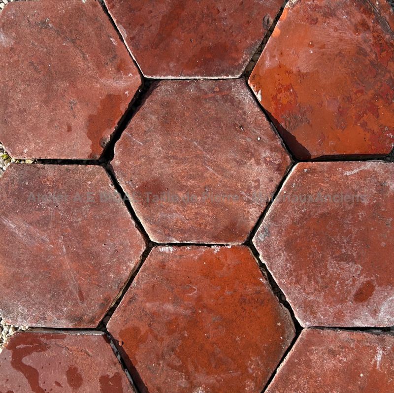 Tomettes anciennes de récupération : tomette provençale rouge