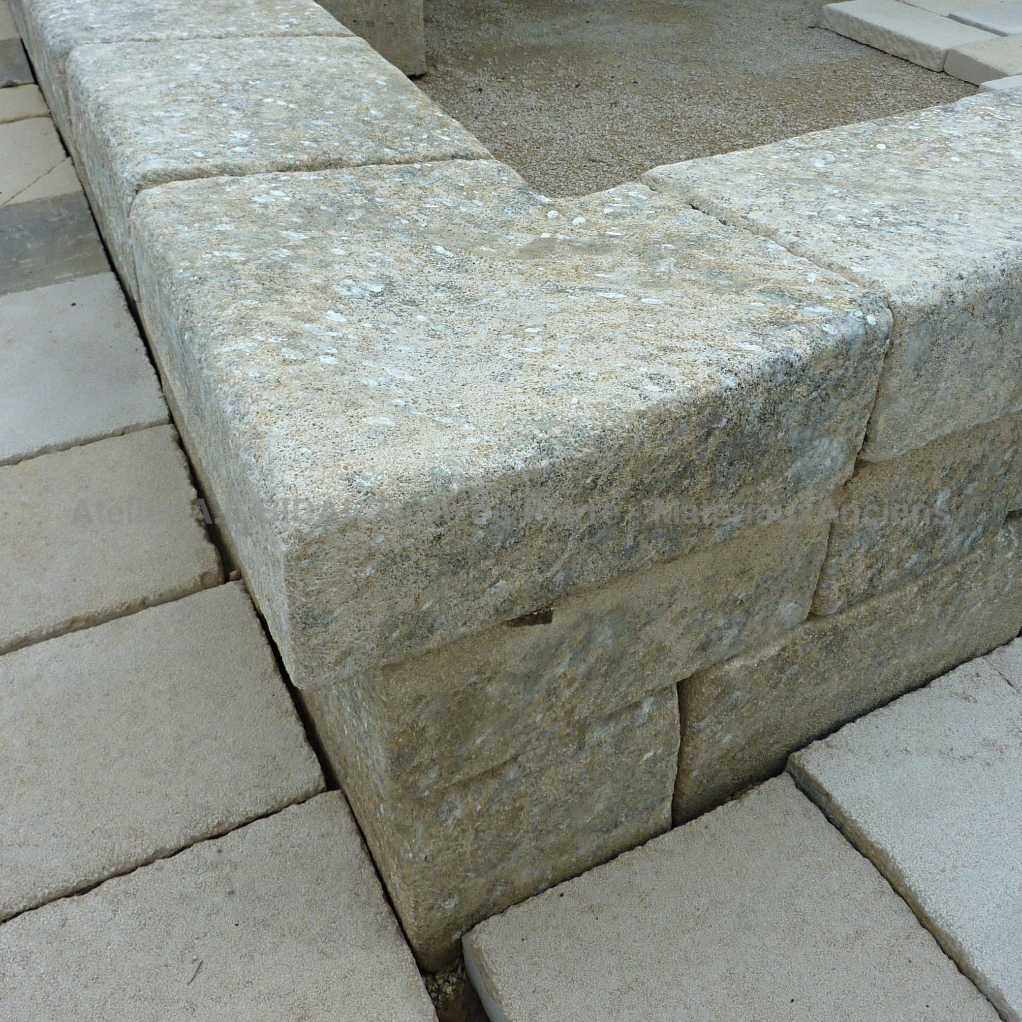 Magnifique bassin rectangulaire ancien de style lavoir en pierre ** VENDU