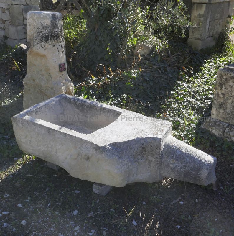 Beautiful sturdy and sustainable planter : antique stone trough from Atelier Alain BIDAL (Provence)