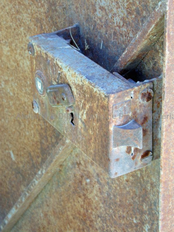 Porte ancienne en fer forgé - Atelier Alain BIDAL, Provence