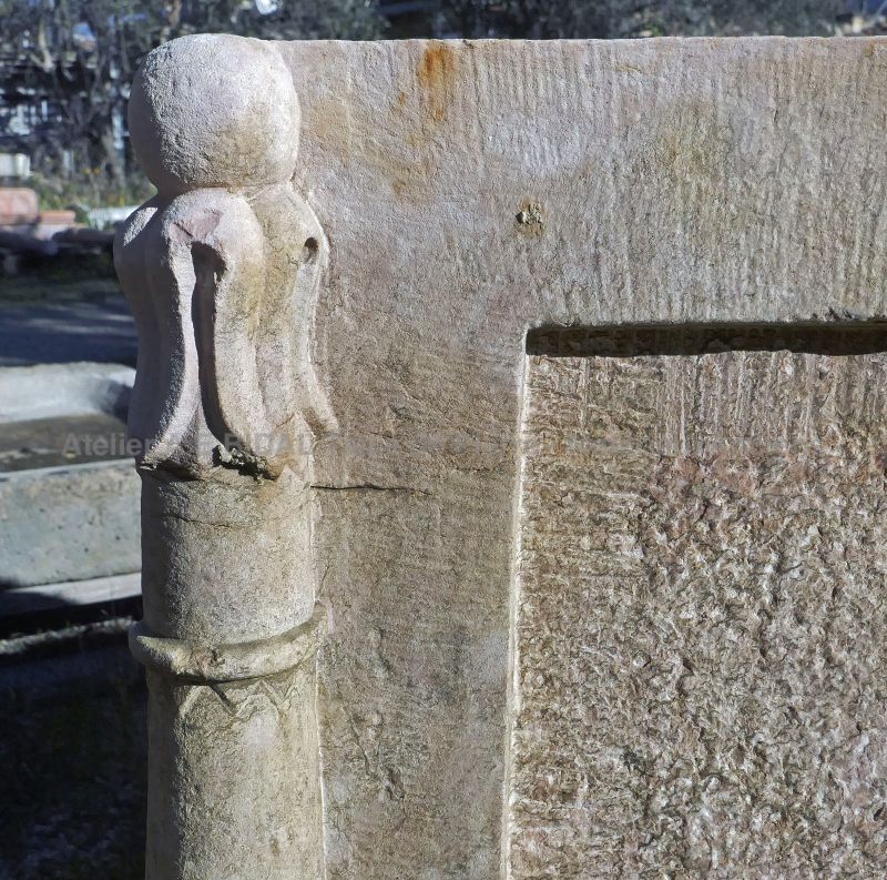 Belle jardinière rectangle en pierre : un bac robuste et durable par l'Atelier Alain BIDAL (Provence)