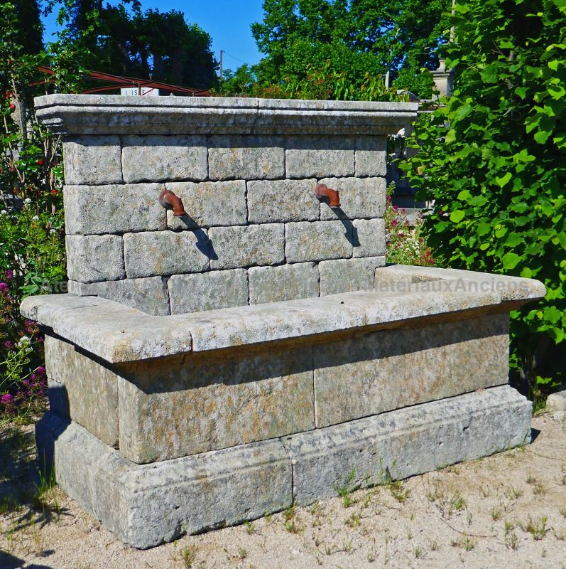 Stone wall fountain : antique outdoor fountain in stone by Alain BIDAL Antique Materials in Provence