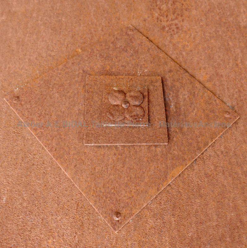 Portillon ancien en fer forgé riveté et semi-ajouré ** VENDU