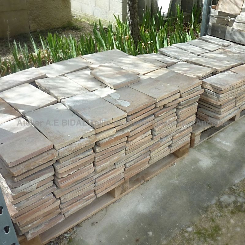 Parefeuille ancien de Provence | Anciens carreaux de terre cuite pour des sols chaleureux et rustiques.
