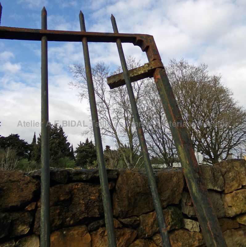 4-meter gate for sale in Provence at Atelier Alain BIDAL