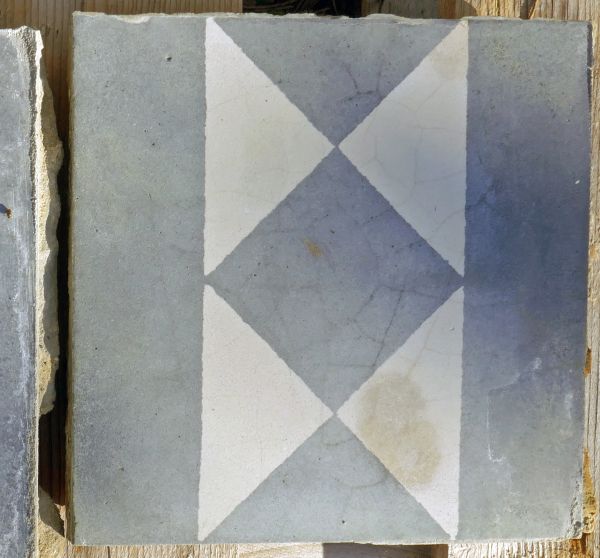 Carreau ciment ancien pour vos murs (frise ou crédence) en vente en Provence chez Atelier Alain BIDAL