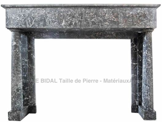 Superbe cheminée marbre brèche - une cheminée ancienne de type Directoire.