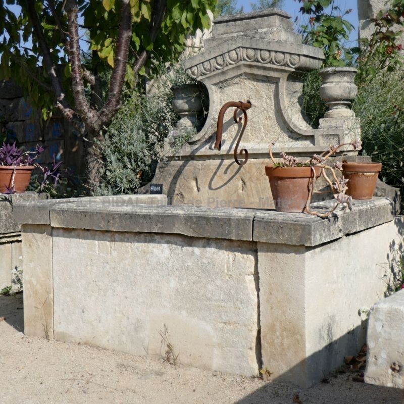 Large fountain garden with basin made of Bourgogne stone (antique materials).