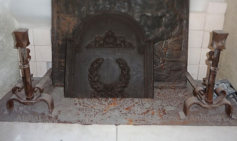 Beaux landiers en fer forgé ǀ Accessoires anciens de cheminée (vendus