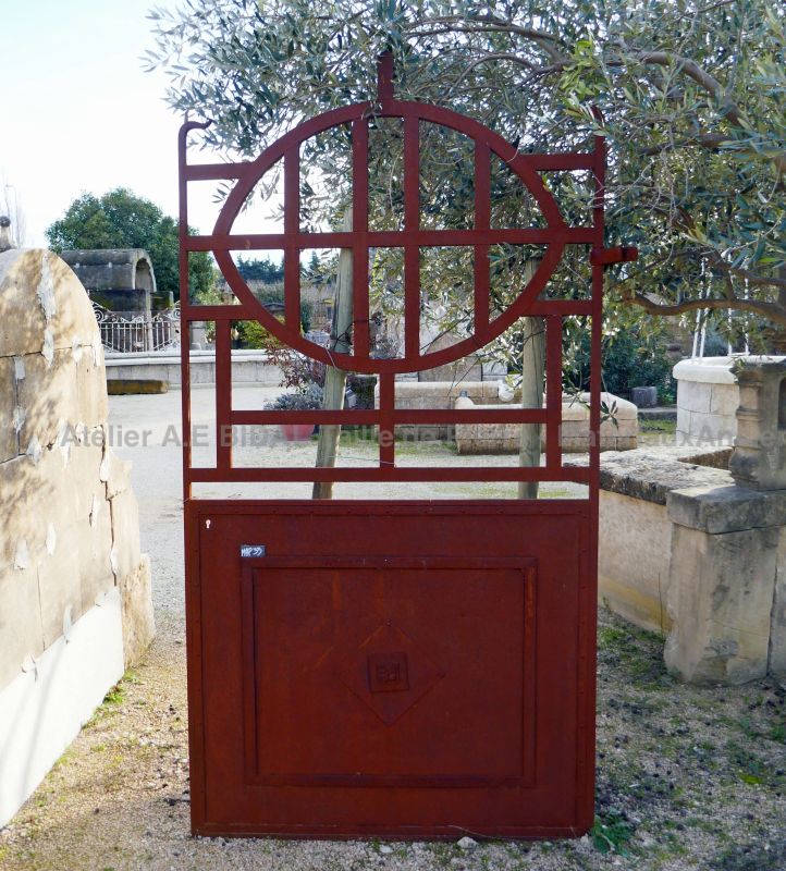 Ancien portillon de style Art Déco - portillon ancien en fer forgé.