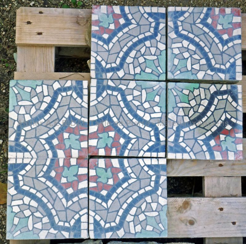 Pour vos sols et habillages : ancien carreau de ciment avec décor mosaïque en vente en Provence chez Alain BIDAL
