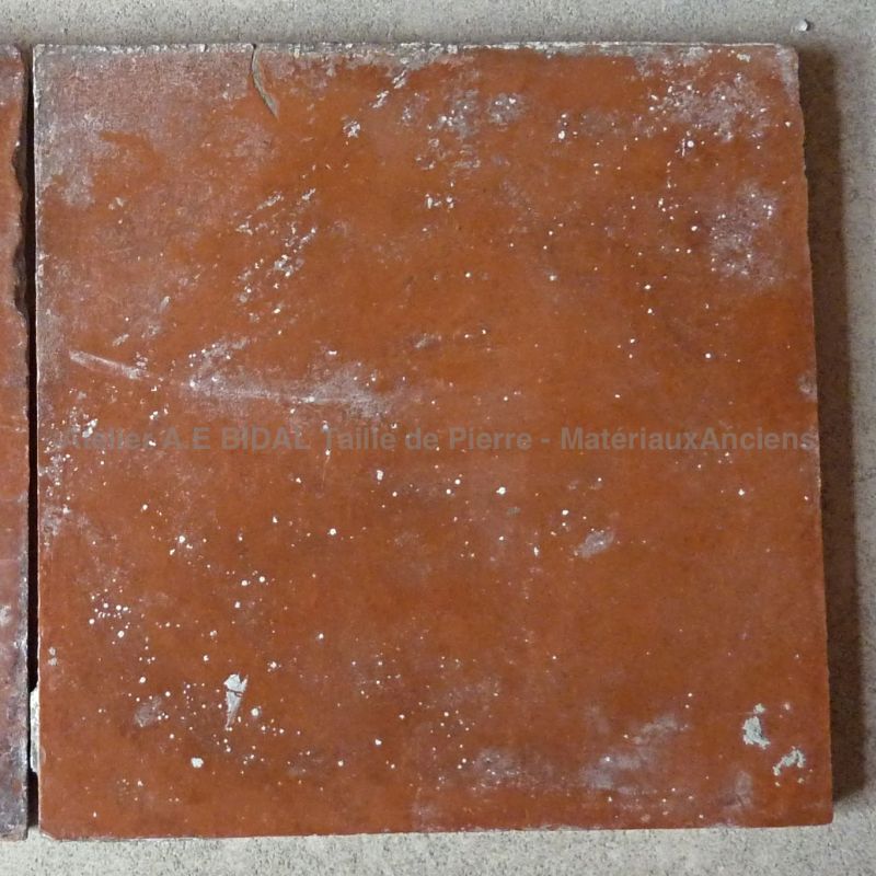 Tomettes anciennes 14x14 en terre cuite pour carrelage et dallage | Large choix de terre cuite ancienne