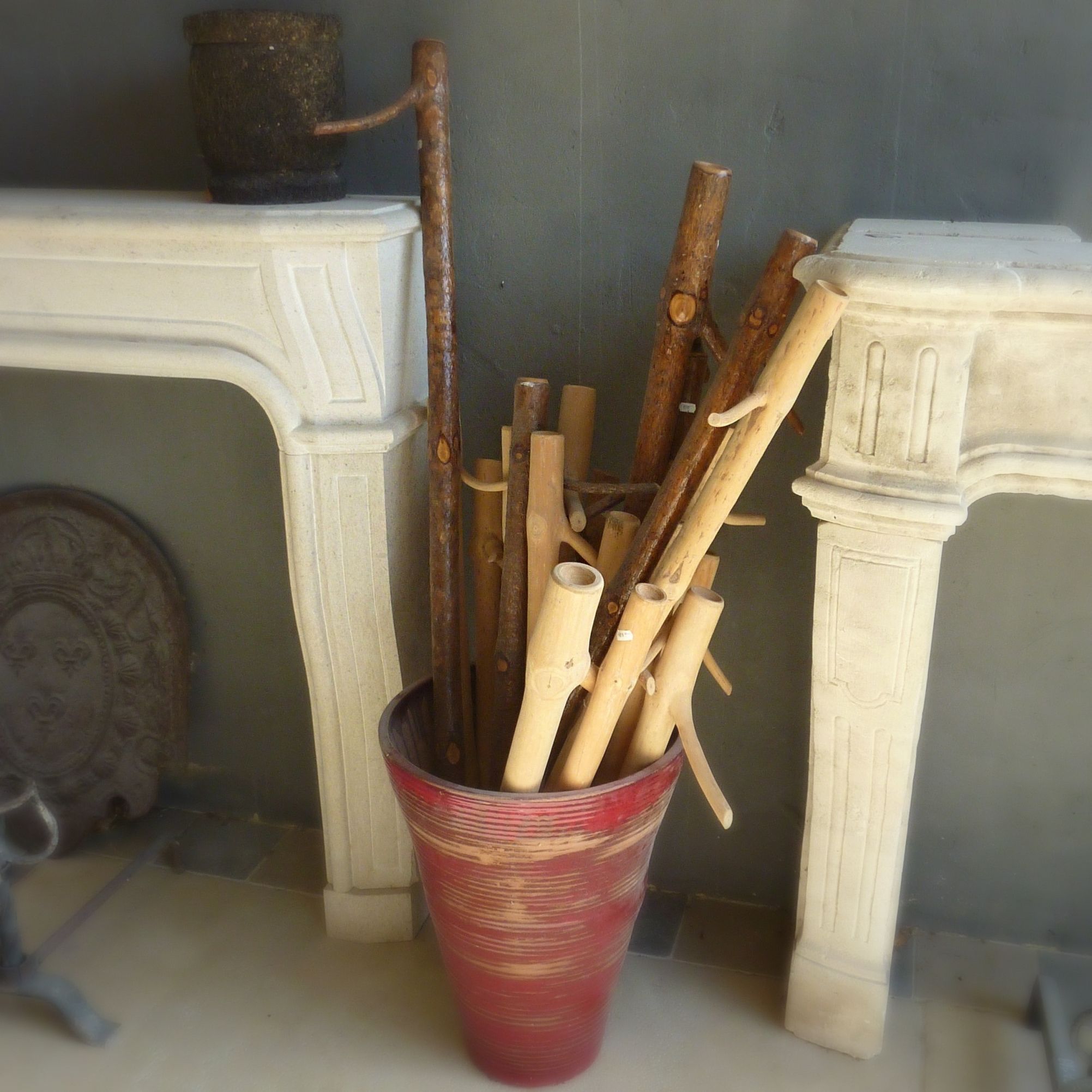 Accessoire cheminée moderne ou ancienne en fer ou bois - PRÊT A JARDINER