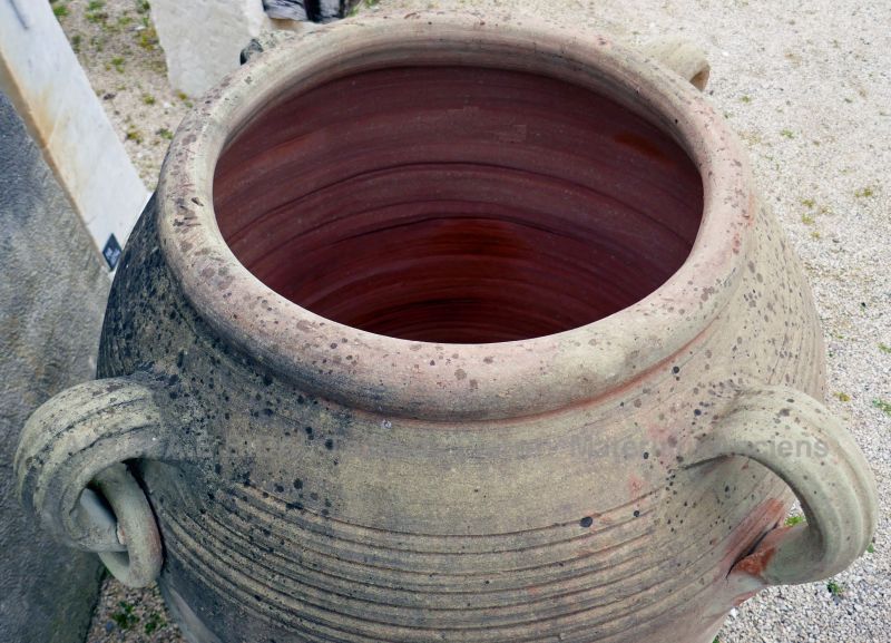 Jarre avec anses en terre cuite ancienne : Matériaux Anciens en Provence Alain BIDAL