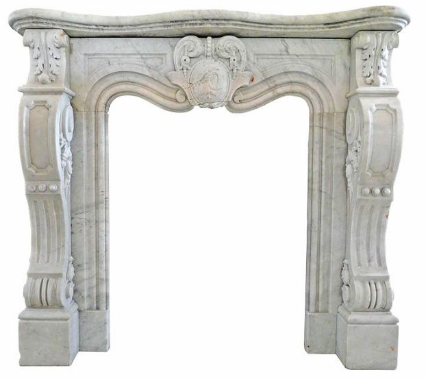 Très belle cheminée en marbre blanc - cheminée ancienne en marbre rare à la vente.