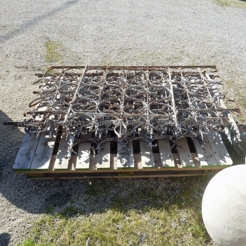 Rambardes anciennes en fer forgé avec portillon - Alain BIDAL Matériaux Anciens en Provence