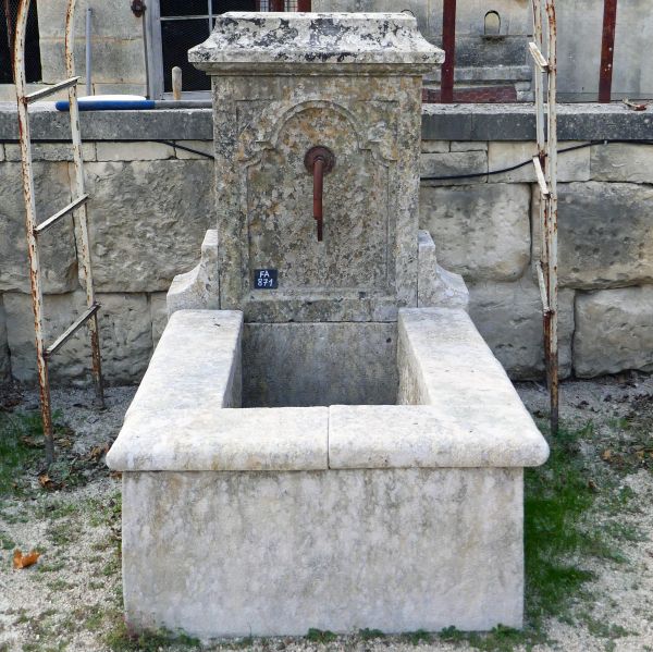 Antique stone fountain by Alain BIDAL Antique Materials in Provence.