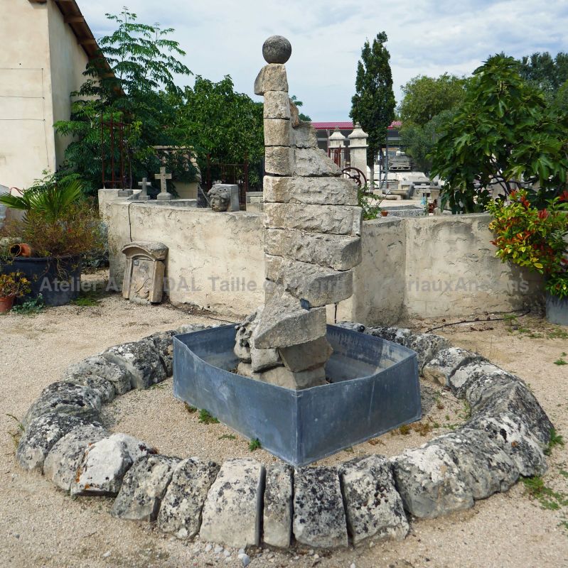 Garden fountain in stone by Alain Bidal Antique Materials in Provence