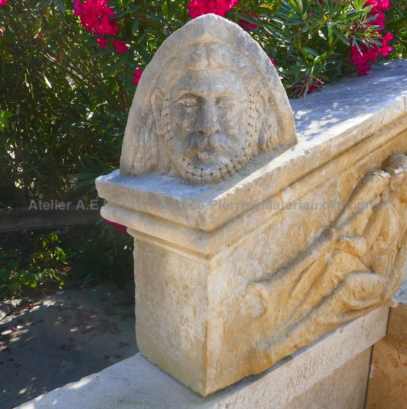 Antique stone statue on top of the cornice of our stone garden fountain - Atelier Alain BIDAL (Provence)