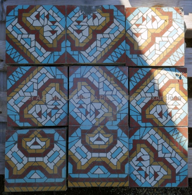 Carreau de ciment ancien à décor de mosaïque : carrelage ancien par l'Atelier Alain BIDAL, Provence