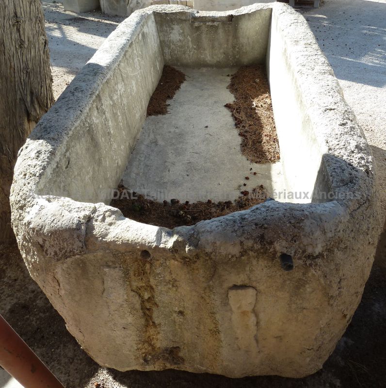 Antique massive stone trough - Large-size rectangualire stone basin for garden decoration.