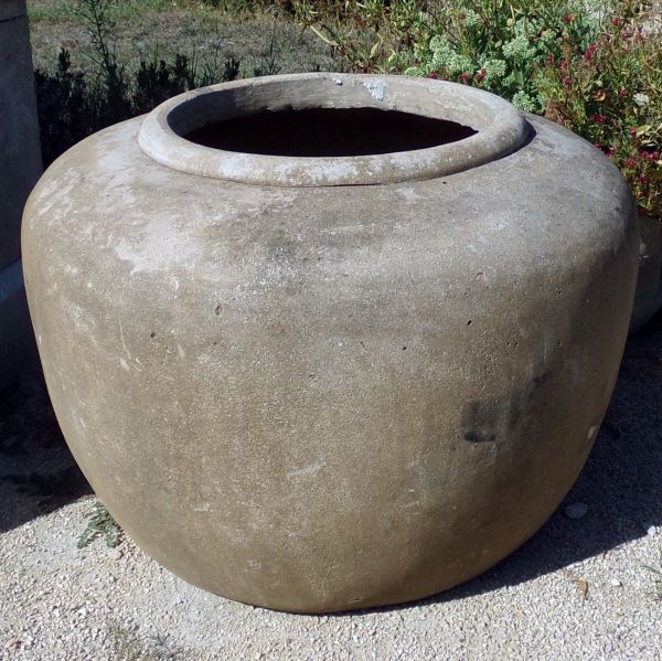 Grosse jardinière ancienne en béton patiné et vieilli - Atelier Alain BIDAL (Provence)