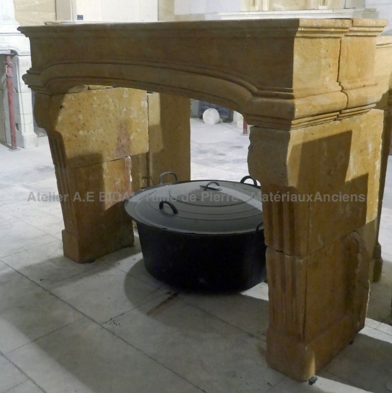 19th Century Jaumont stone mantel : Alain BIDAL, an fireplace expert at your service