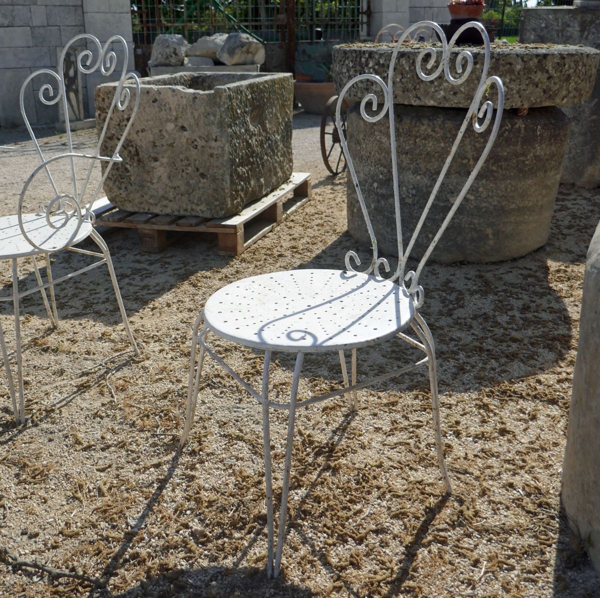 Chaise De Jardin Ancienne En Fer Forgé Chaise ancienne en fer forgé laqué blanc - mobilier de jardin vintage
