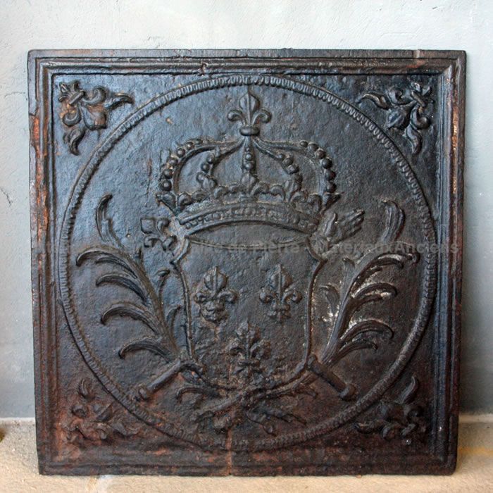 fireplace for insert inspired by Louis XIII