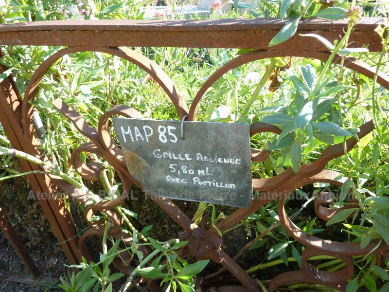 Garde corp ancien d'une hauteur de 90 cm - garde corp ancien en fer forgé.