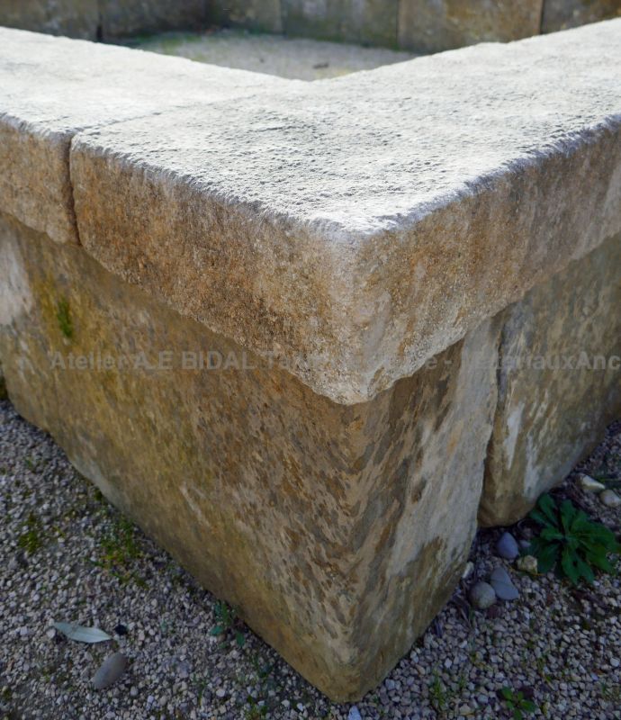 Ancient basin in natural aged stone - ancient basin in stone crafted in Provence.