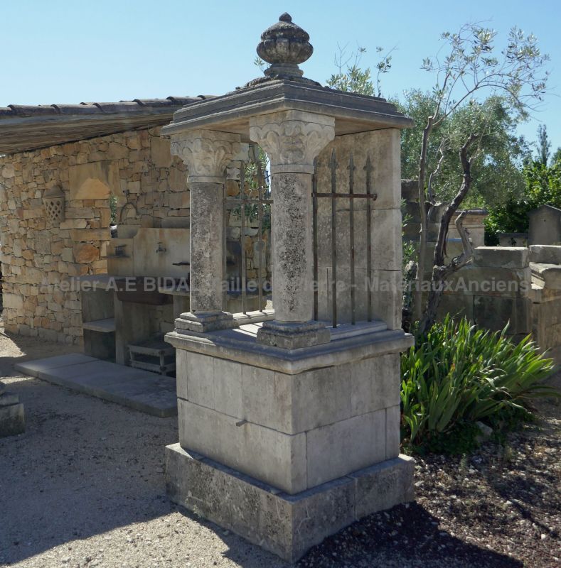Ancient natural stone oratory ǀ A beautiful religious edifice finely carved in natural patinated stone.