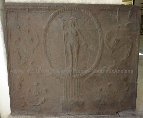 Plaque décorative cheminée - Minerve