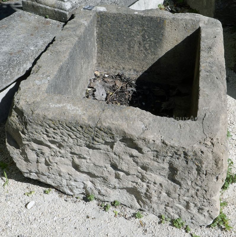 Beautiful rectangular basin - medium format: an old trough made of authentic stone (monolith).