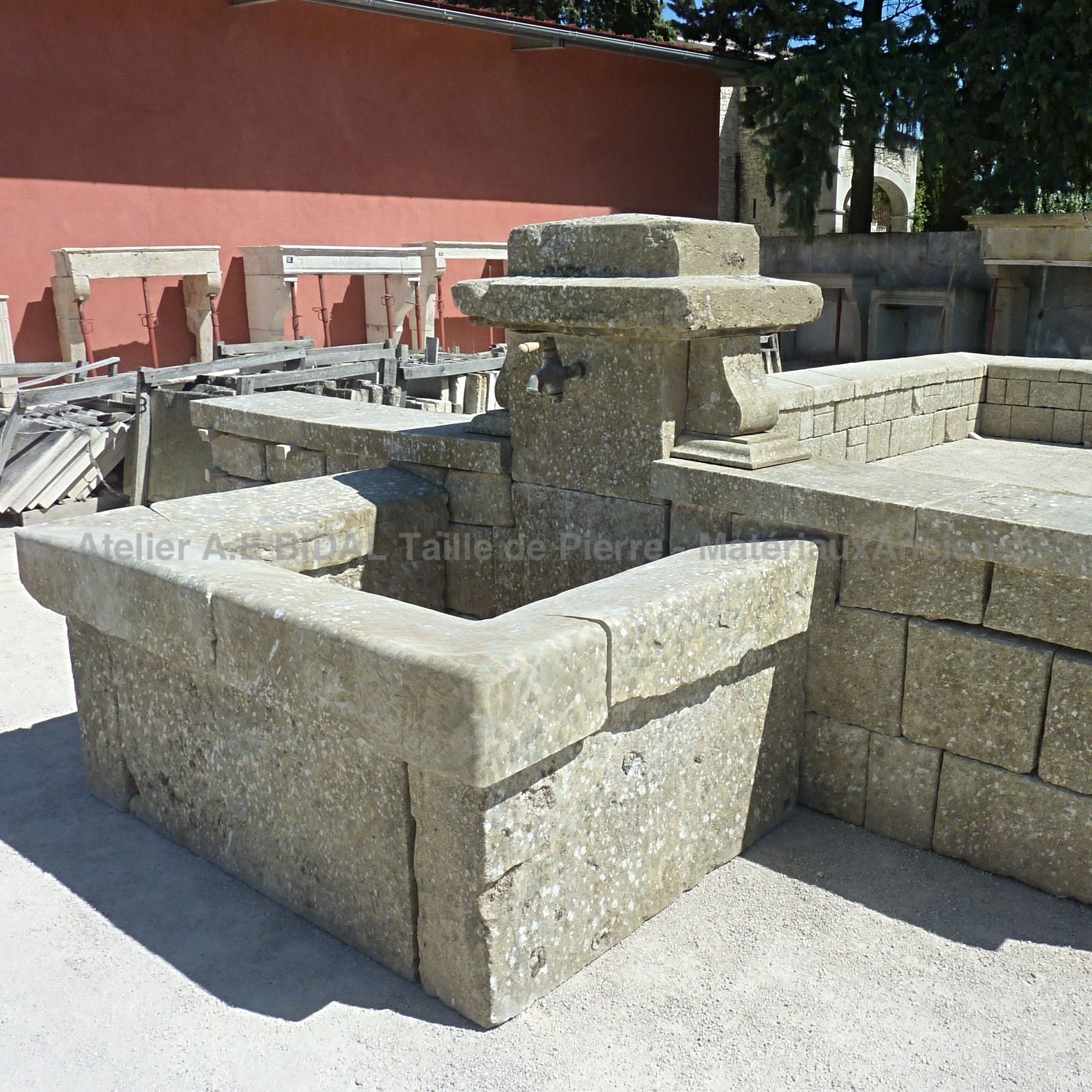 Large antique stone basin with 2 basins | Old wash house crafted in Euville stone