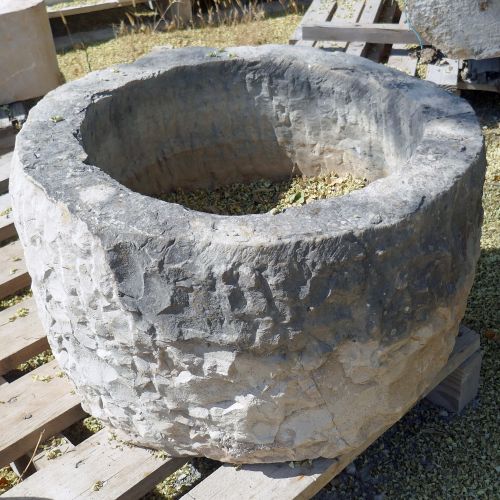 Antique shallow circular stone trough by Atelier Alain BIDAL, Provence
