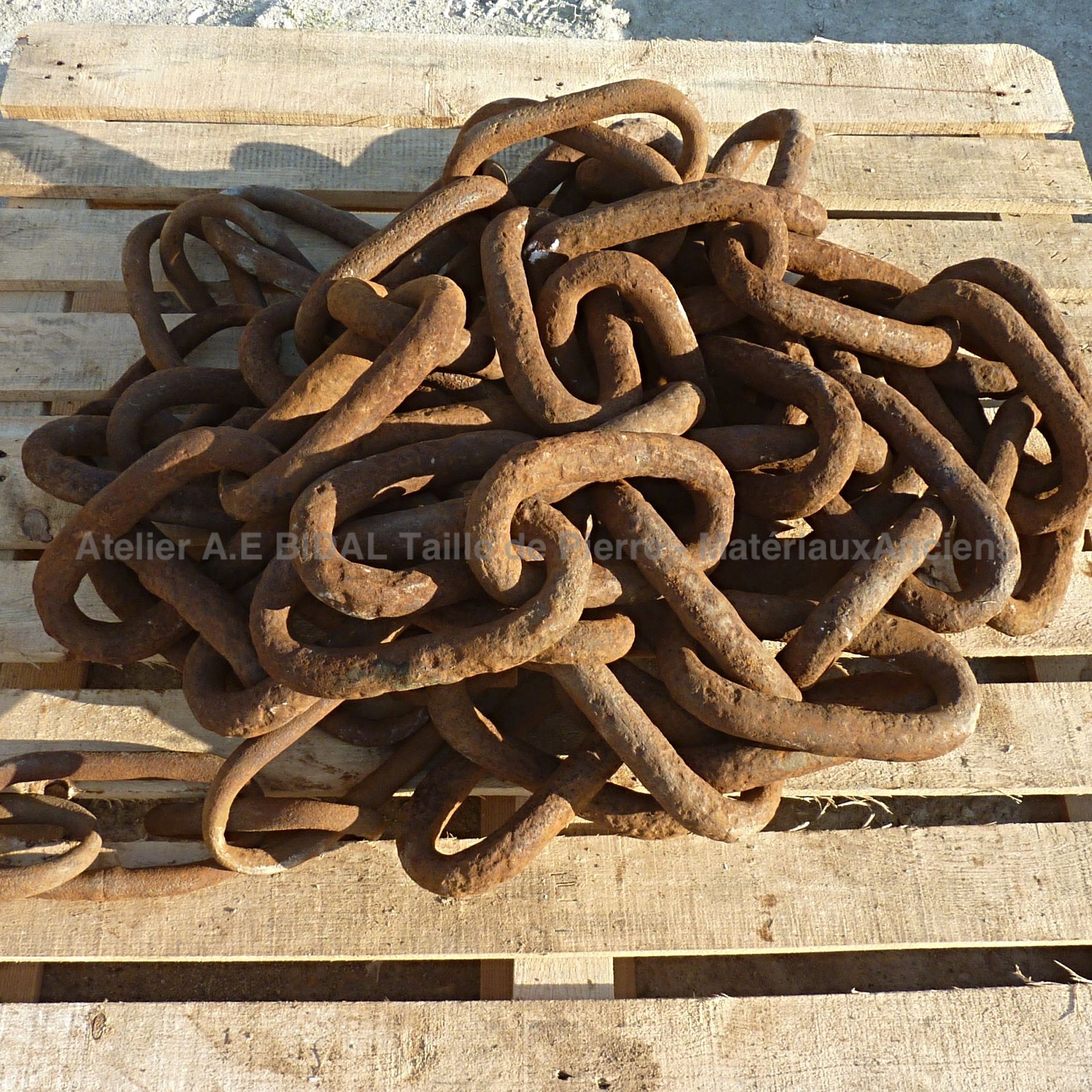 Ancienne chaîne en fer forgé ** VENDUE