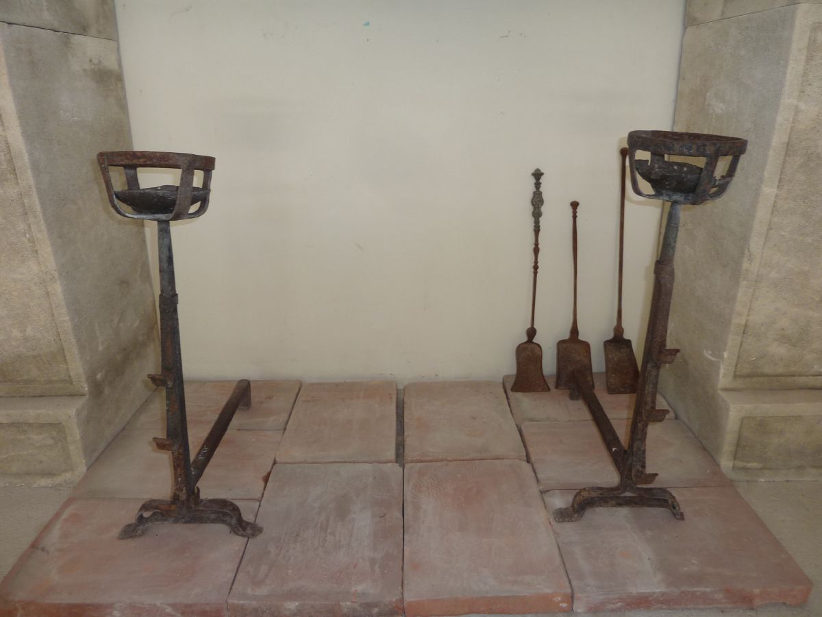 Chenets et landiers anciens
