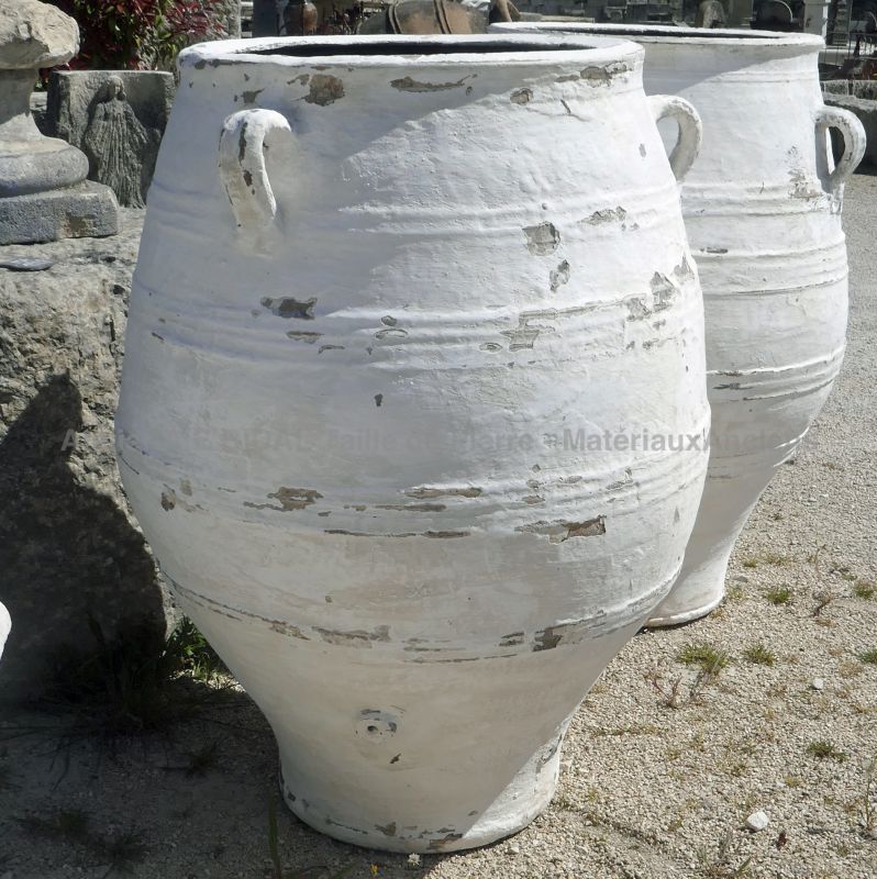 Grosse jarre ancienne en terre cuite grecque par Les Matériaux Anciens en Provence Alain BIDAL